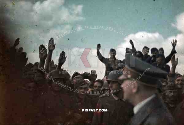 Adolf Hitler visit troops airport Ukraine 1941 helmet salute camera security