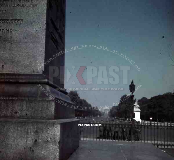 Arc de Triomphe Paris France 1940 German occupation soldiers Wehrmacht military