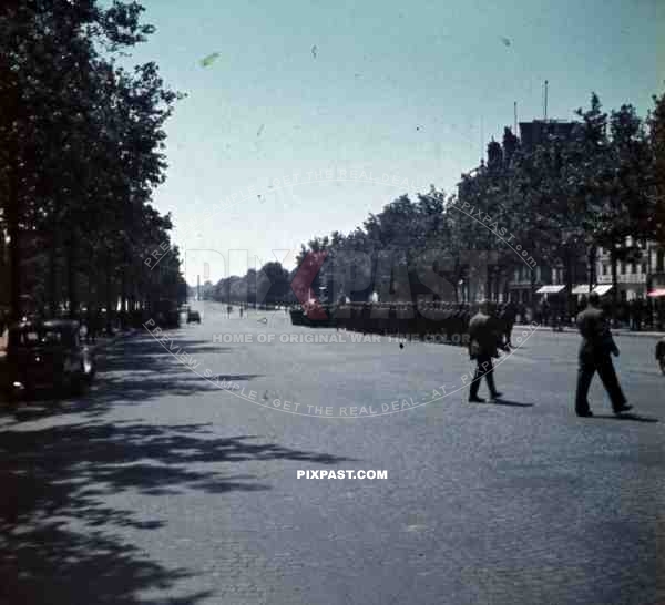 Arc de Triomphe Paris France 1940 German occupation soldiers Wehrmacht military parade march