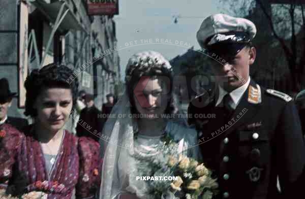 Austrian Luftwaffe officer air force white summer cap medals awards ribbon bar wedding Vienna Austria 1941 Wien.