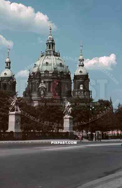 Berlin cathedral at the SchlossbrÃ¼cke (Unter den Linden), Germany ~1940 