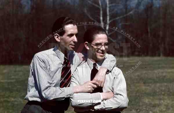 Best friends in Berlin Park 1940 suit tie glasses