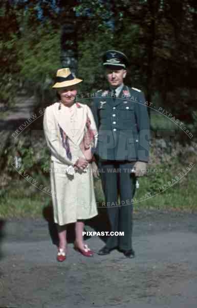 Bindewald wife Luftwaffe Luftlotte Kaserne Barracks Braunschweig 1939 uniform dagger ribbon