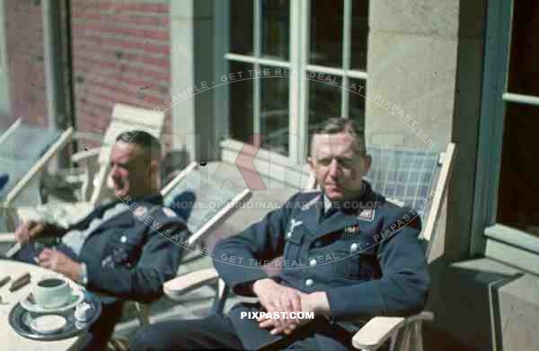 Bindewald with officers in Belgium 1940