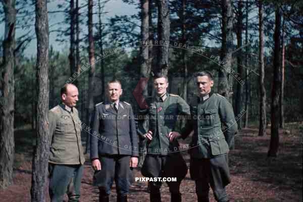 Bindewald with wehrmacht officers in forest, Russia