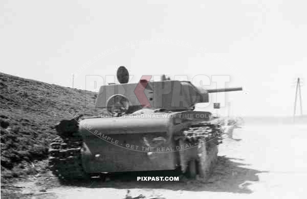 BW captured destroyed Russian panzer tank summer 1941 KV1 Kliment Voroshilov tank