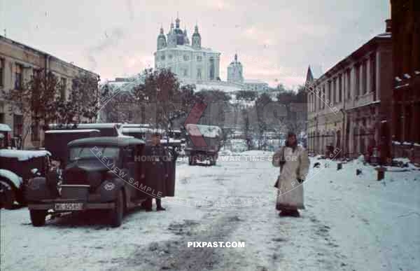 Cathedral of Smolensk, Russia 1942. Luftlotte 2. Headquarters. MERCEDES-BENZ 290 W18 