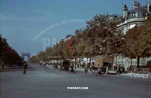 Champs-Ã‰lysÃ©es / Arc de Triomphe in Paris, France 1940