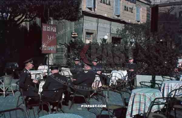 coffe shop luftlotte 2 north of rome italy 1942
