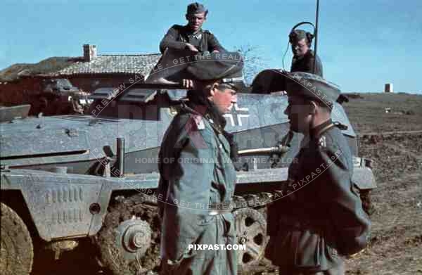 Don, Tschir, 1942, Sd. Kfz. 250/1, Half track with panzer commander, 22nd Panzer Division