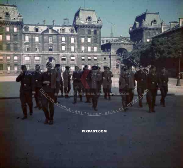 FLAK luftwaffe soldiers at the Rue de la CitÃ© in Paris, France 1940