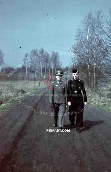 German army officer visiting panzer black wrap stug brother Berlin 1942
