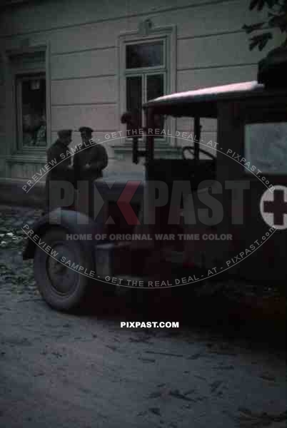 German army red cross medical ambulance doctors Italian castle barracks Italy 1943