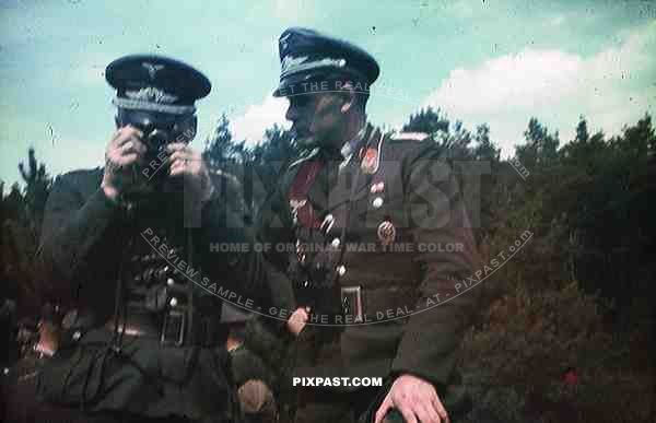German Luftwaffe FLAK officers camera spanish cross in silver civil war medals awards russia 1941 3. Flak Abt. 701 