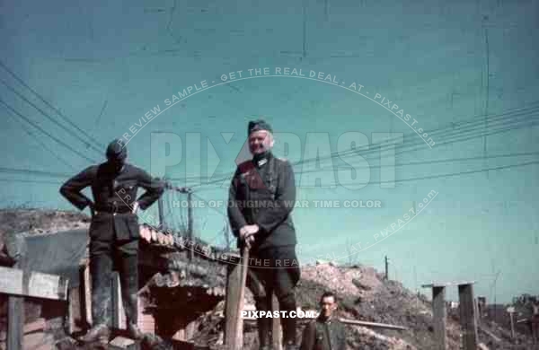German pioneer officers building bunker in Russia 1942