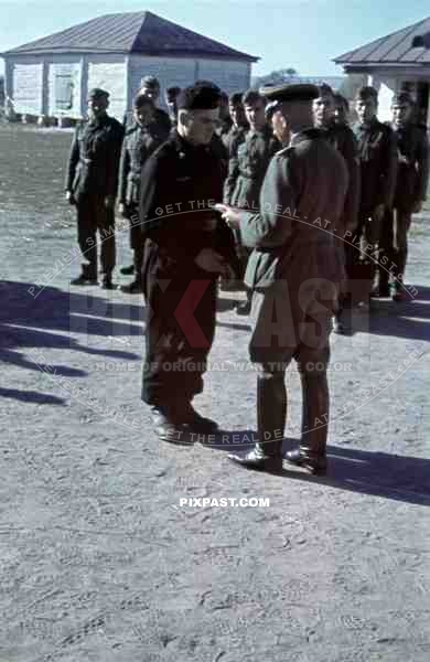 Iron Cross Award Ceremony, panzer drivers, Cherson, 1942, 22nd Panzer Division,