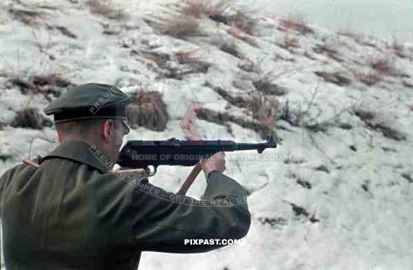 Kaserne Kreuznach, Machine Pistol MP40 training, 1939, winter, 14. infantry division Frankreich 1941 Art. Rgt. 205