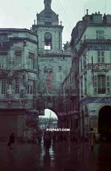 La Rochelle, France, Frankreich, 1941, Rue du Palais, Stadttor, City Gate, La Grosse Horloge, 22nd Panzer Division.