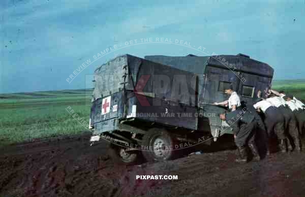 Medical Ambulance Unit, Heavy Artillery Abteilung (Battalion) 711 (motorized), Russian Front, 1942, Army Group Centre