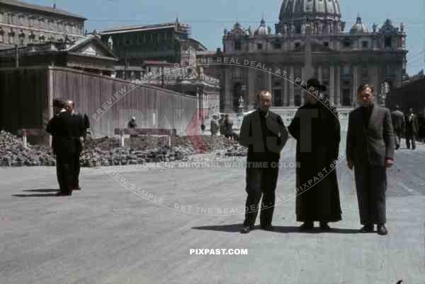 panzer feldwebel soldier visiting Rome, Italy 1944 