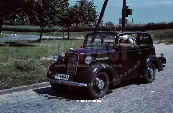 RAD soldier driving convertable OPEL from Thuringen 1940 summer old timer vintafe