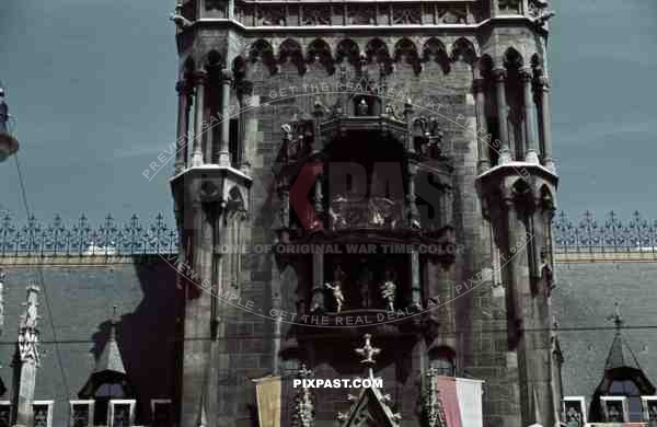 Rathaus, City Hall, Glockenspiel, Munich, 1939, town flags, decorations, Munchen,
