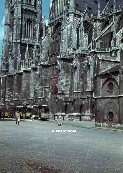 Regensburg Cathedral, Der Dom St. Peter, Tram Number 17, strassenbahn, 1941.
