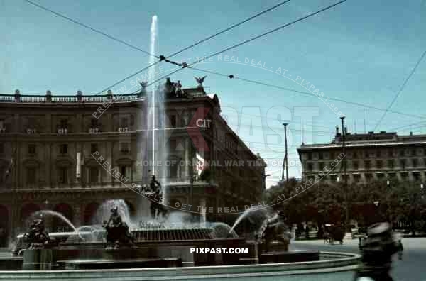 Rome 1942. Fontana delle Naiadi. Piazza della repubblica.