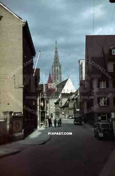 Sedelhofgasse in Ulm with the St. Michael church and the Ulm cathedral, Germany ~1940