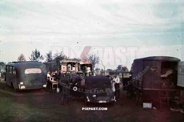 WW2 color wehrmacht red cross medical trucks cars supply column medical doctor arzt Russia 1942 russland