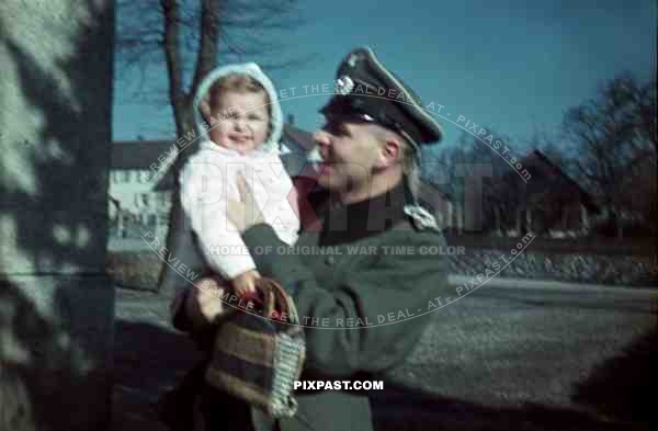 Family visiting german soldier in Lindau army camp. Luitpold Kaserne. 1943