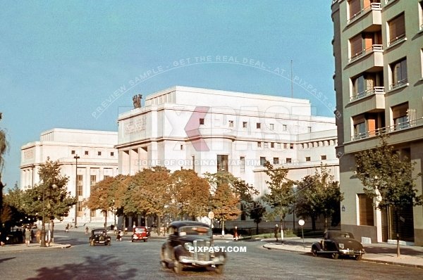 1 Avenue Paul Doumer. Paris France June 1940. Musee national de la Marine.  du Trocadero et du 11 Novembre