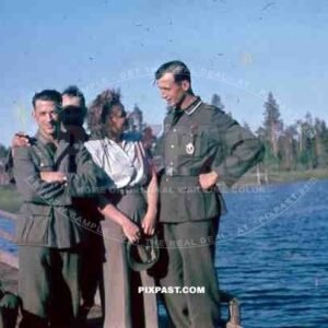 134th Gebirgsjaeger Division soldiers with a local woman in Finland 1944