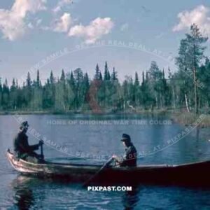 134th Gebirgsjaeger, Finland 1944, german soldier in boat on river