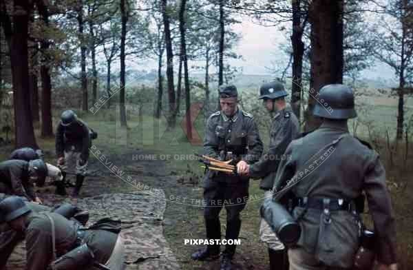 14th Panzer Division 103 Schutzen Regiment Lobau Saxony Kaserne Barracks training 1939 zeltbahn tent camping forest helmet