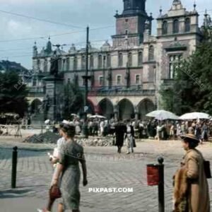 1940 Krakow Krakau Poland Krakaucher Tuchhallen Civilian life market
