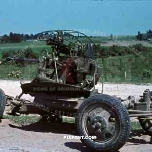 1941 Russia summer captured russian anti aircraft cannon gun wheeled 14th panzer division 103 shutzen regiment flak