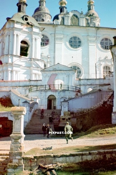 2 British WW1 tanks used by the Russians in first world war. Uspensky Cathedral Smolensk September 1941 Russia
