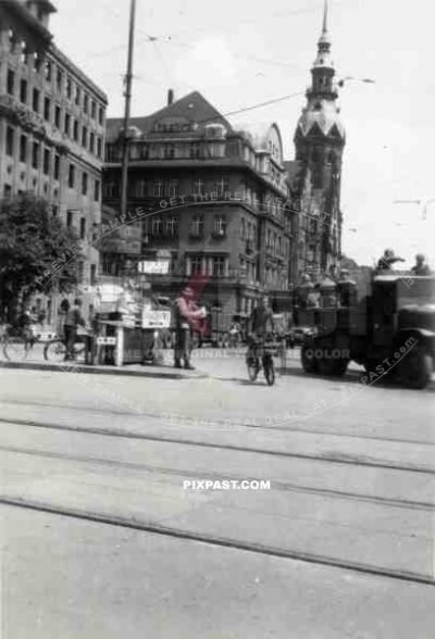 69th infantry division - Leipzig - Germany - 1945 - Military Road Sign - Ring Messehaus
