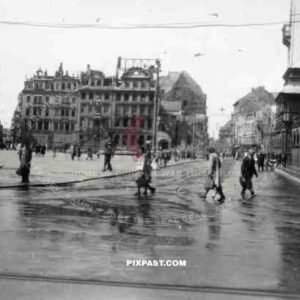 69th infantry division - Leipzig - Germany - 1945 - WW1 war memorial - Market square - Marktplatz