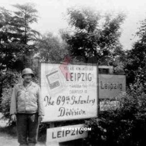 69th infantry division - Leipzig - Germany - 1945 - Welcome Sign - GI