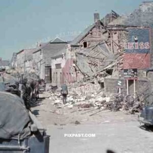 Advance on the Route de Charleville in Maubert-Fontaine, France 1940