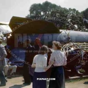 American civilians inspecting a German V2 long-range guided ballistic missile in Washington DC. USA 1946.