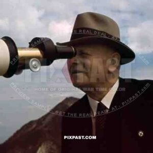 Bavaria Zugspitze Riesengebirge 1941 german party badge telescope