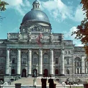 Bayerische Staatskanzlei / Bavarian State Chancellery from the Hofgarten Munich Germany 1940