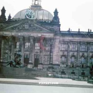 Bismarck-statue in front of the Reichstag in Berlin, Germany 1936