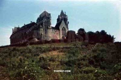 Burg Kreuzenstein in Loebendorf, Austria 1940