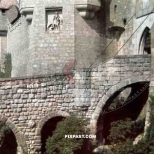Burg Kreuzenstein in Loebendorf, Austria 1940