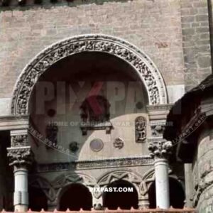 Burg Kreuzenstein in Loebendorf, Austria 1940