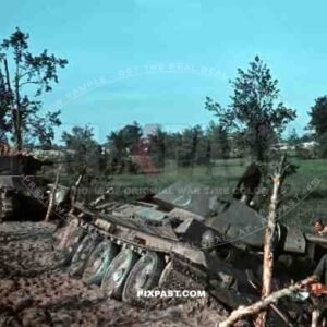 Captured Early Russian T34 and BT-7 Tank, Dubno Ukraine 1941, Battle of Brodny. 9. Infantry Division